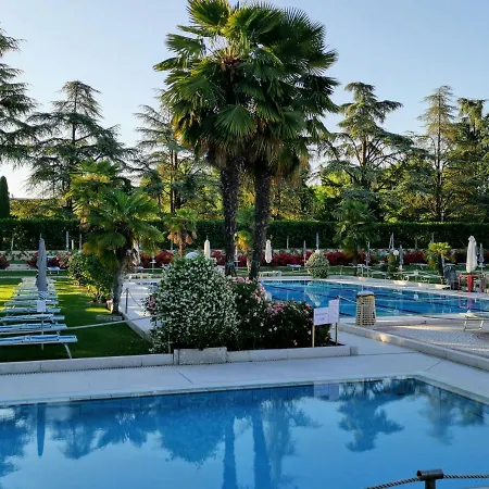 Best Western Plus Hotel Modena Resort-3